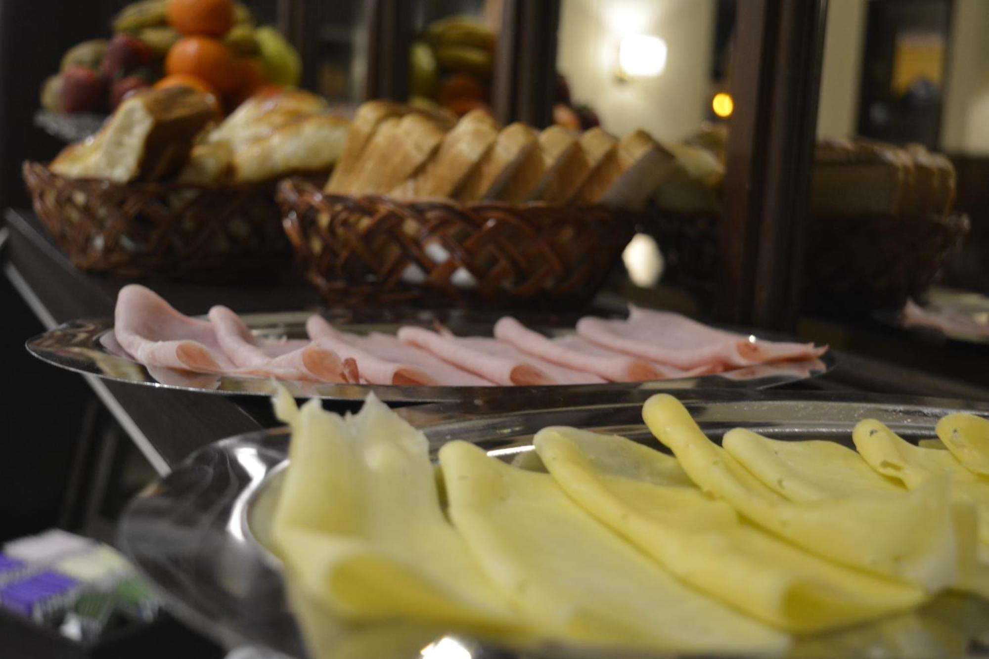 Hotel Vina De Italia Córdoba Kültér fotó