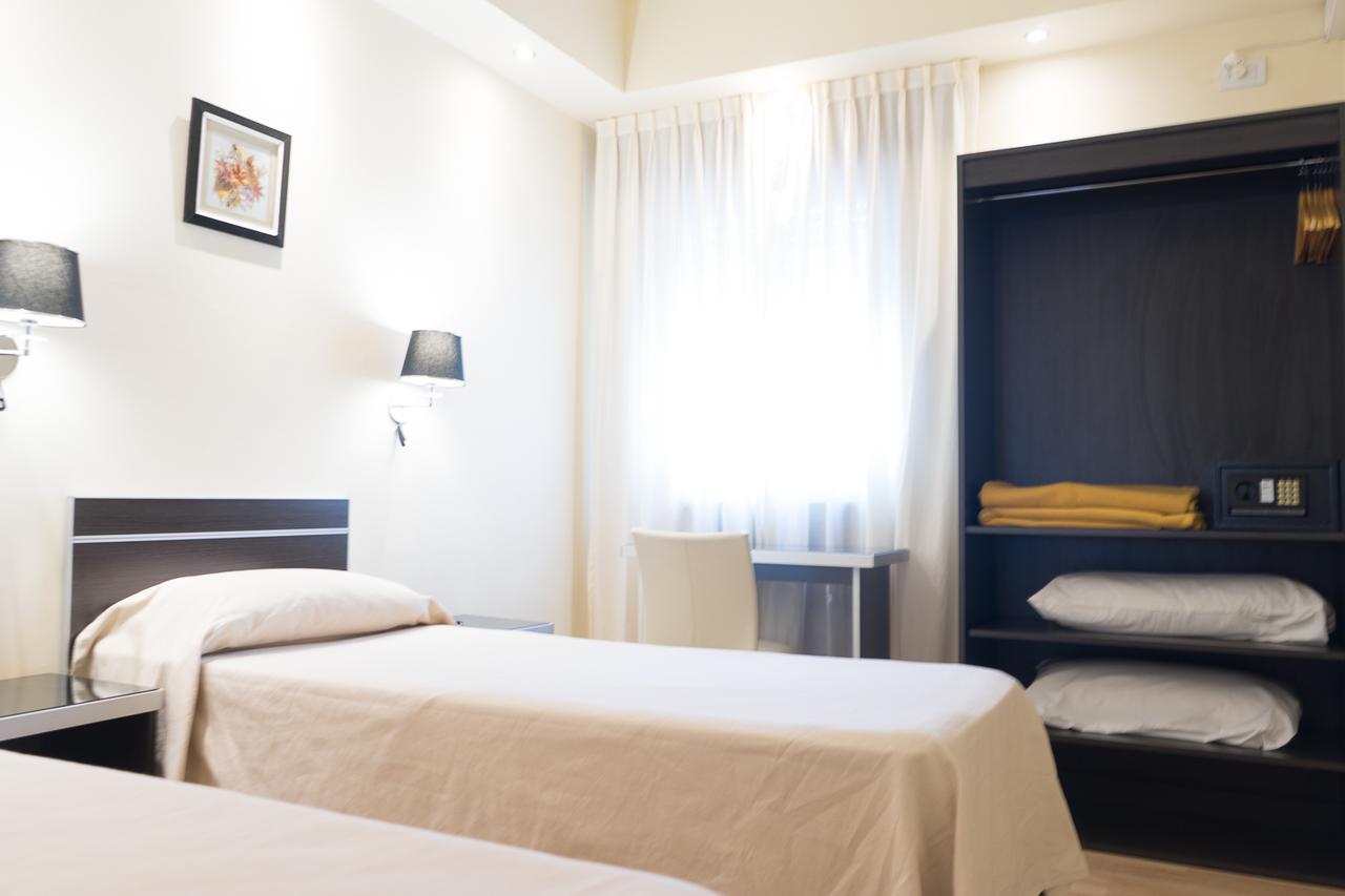 Hotel Vina De Italia Córdoba Kültér fotó